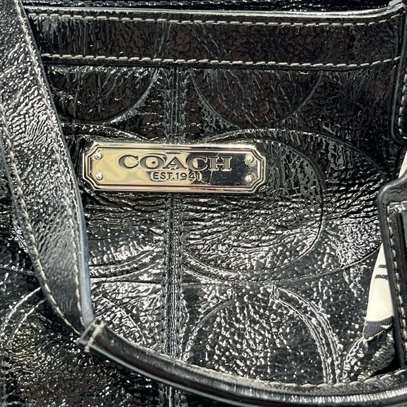 Authentic Coach Black Signature Embossed Patent leather N/S Gallery Tote F19818 - Picture 5 of 16
